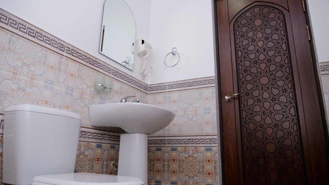 Ayub Boutique Hotel Buchara Buitenkant foto